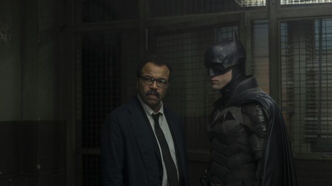 Jeffrey Wright y Robert Pattinson, en ‘The Batman’.