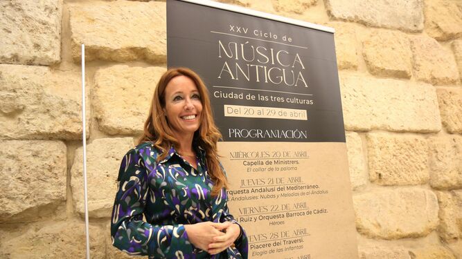 La delegada Marian Aguilar en la presentación de XXV Ciclo de Música Antigua, Ciudad de las tres culturas.