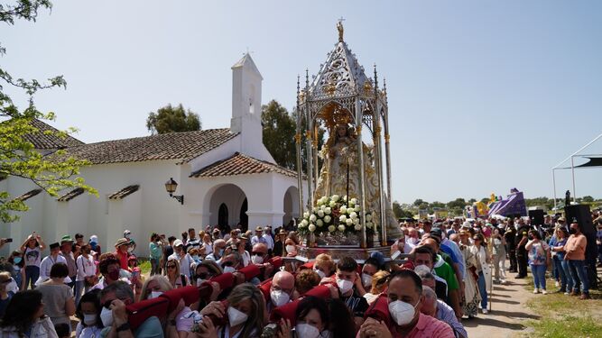 Procesión de la Virgen de Veredas en Torrecampo.