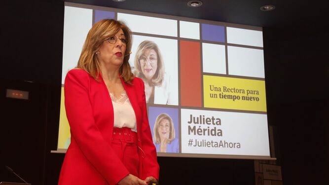 Un momento de la intervención de Julieta Mérida.