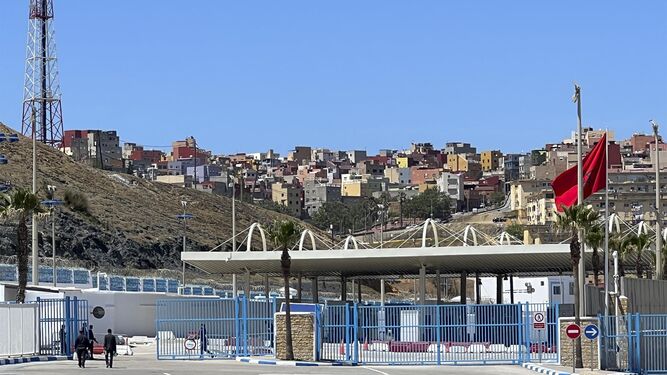 Todo preparado en el lado marroquí del paso fronterizo del Tarajal de Ceuta.