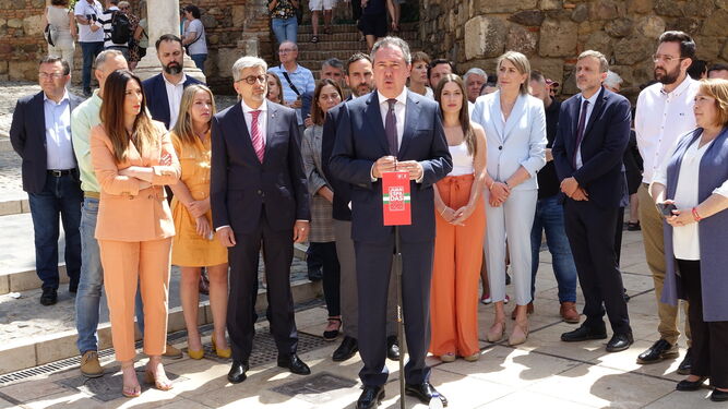Juan Espadas presenta la candidatura del PSOE en Málaga para las elecciones andaluzas