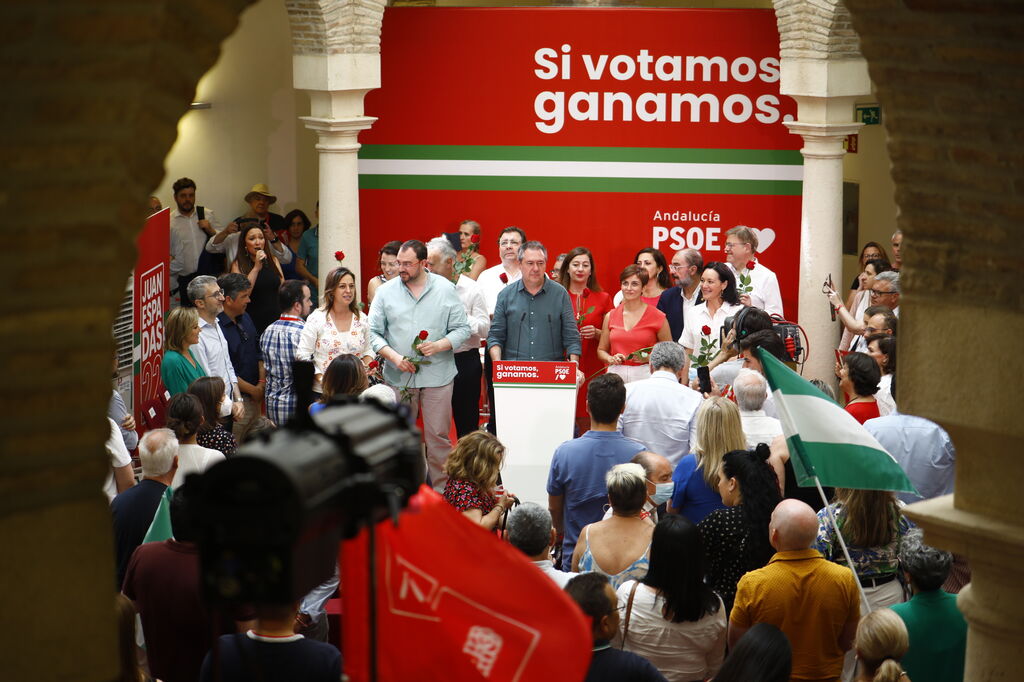 Elecciones Andaluc&iacute;a: La visita de los barones del PSOE en C&oacute;rdoba, en im&aacute;genes