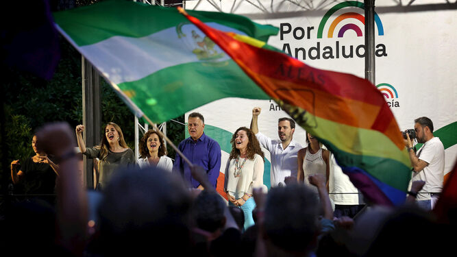 Un instante del acto celebrado por Por Andalucía en la Alameda del Banco.