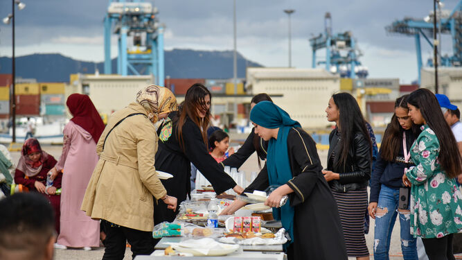 Una fiesta de la comunidad islámica en Algeciras.