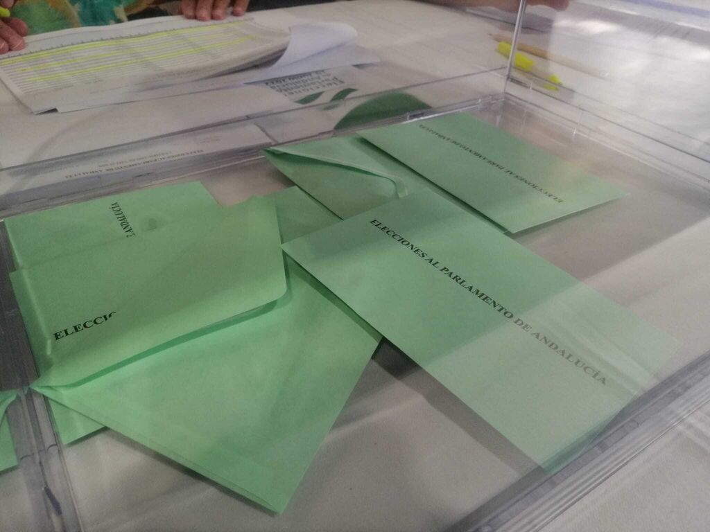 Elecciones en Andaluc&iacute;a 2022. Votaciones en los colegios electorales.