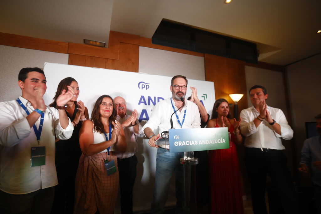 Las fotograf&iacute;as de la fiesta del PP de C&oacute;rdoba tras su hist&oacute;rica victoria en las elecciones andaluzas