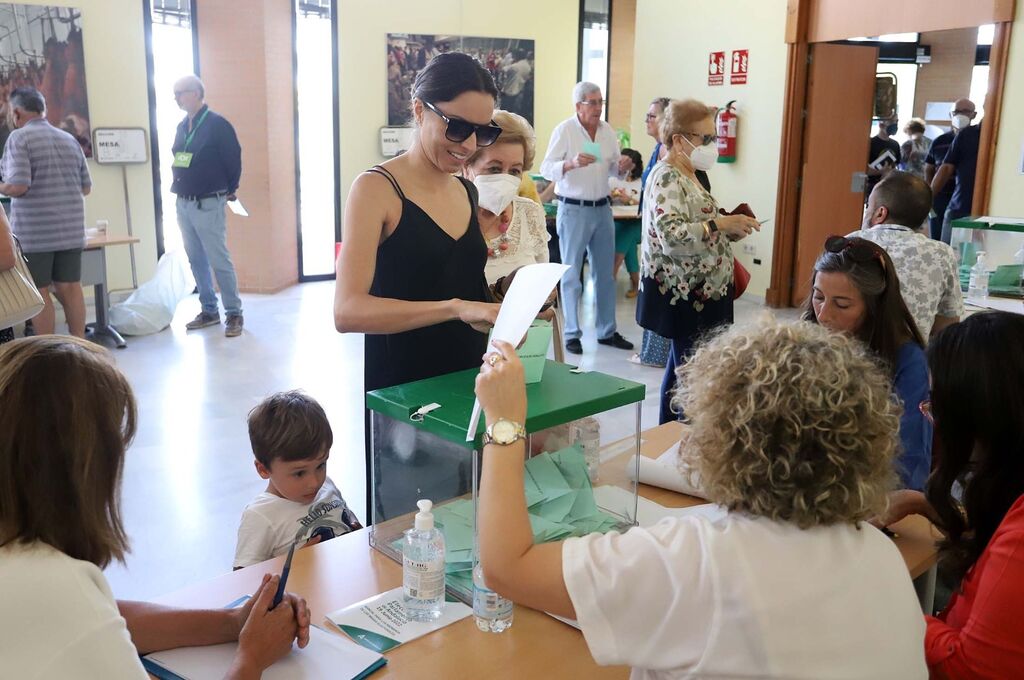 Im&aacute;genes de la jornada electoral en Huelva