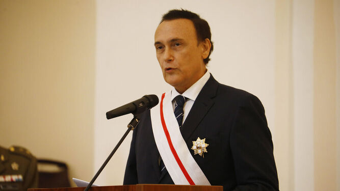 José Carlos Gómez Villamandos tras recibir la Gran Cruz al Mérito Militar.