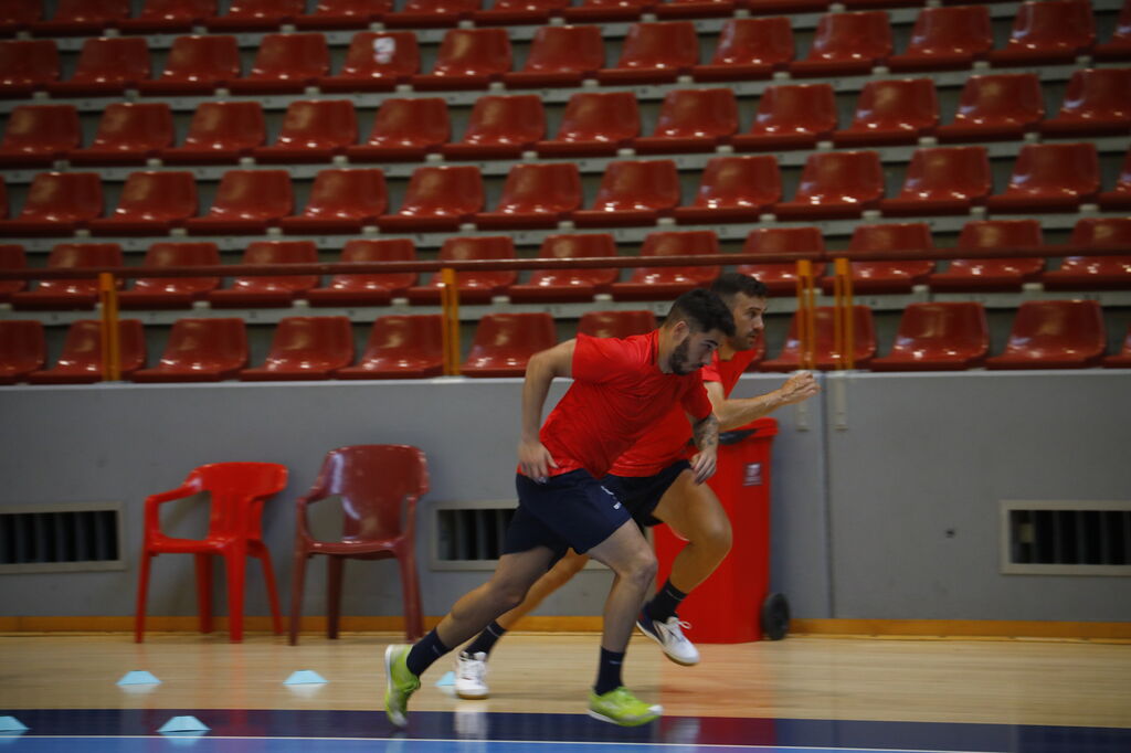 El primer entrenamiento del C&oacute;rdoba Futsal, en im&aacute;genes