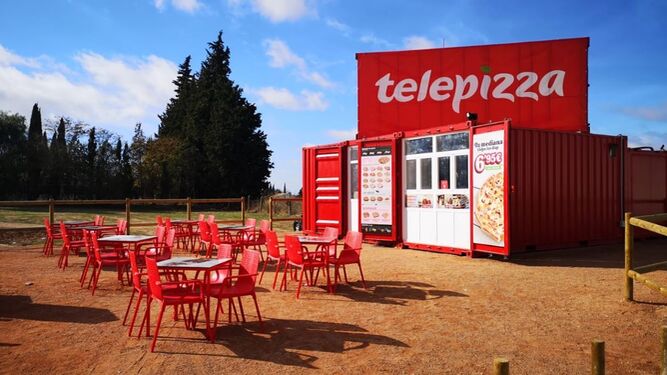 El local de Telepizza en Montilla, con formato container.