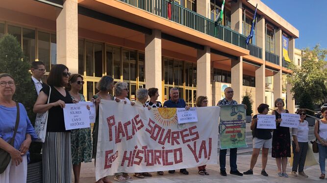 Vecinos del Casco Histórico demandan la instalación de placas solares.