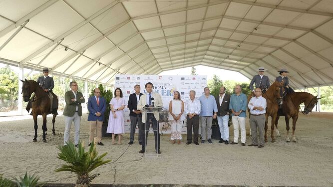 Autoridades en la presentación de LI Campeonato de España de Doma Vaquera 2022.