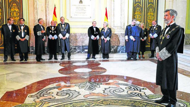 j. j. guillén / efe El presidente del Tribunal Supremo, Carlos Lesmes, durante el acto de apertura del año judicial.