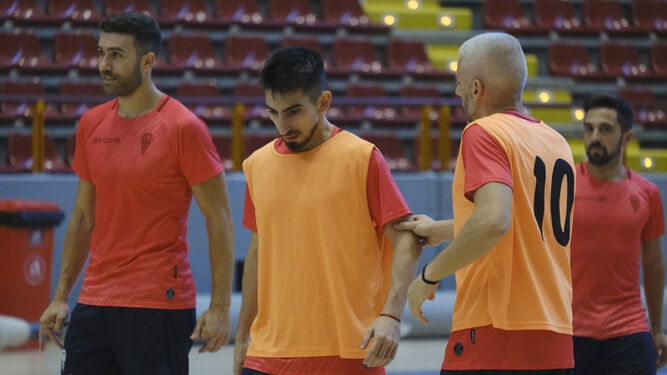Saura, Bolo y Miguelín, durante un entrenamiento en Vista Alegre.
