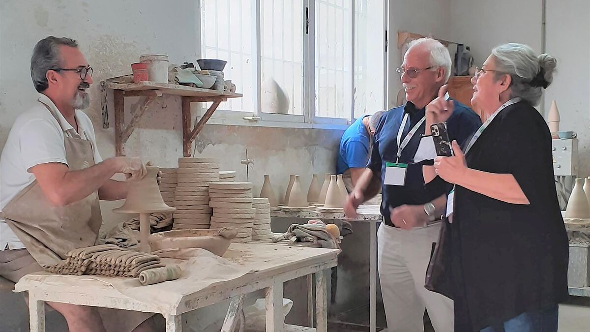 Gli esportatori dall’America e dall’Italia sono interessati alle ceramiche della Rambla