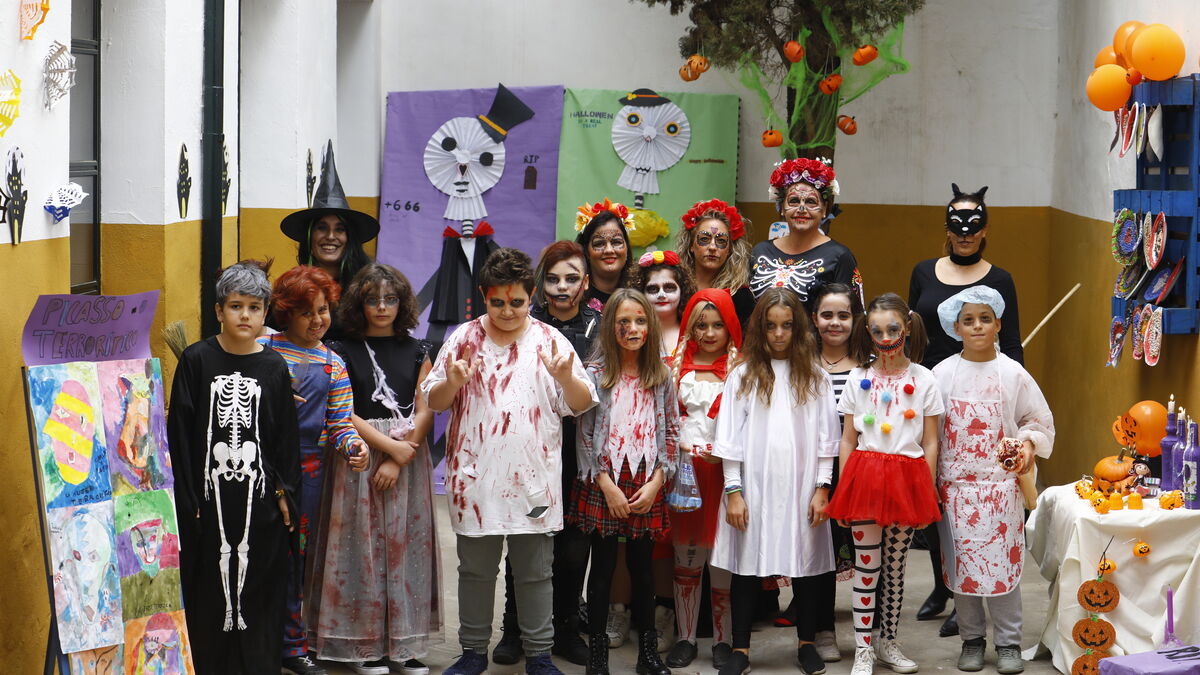 italiano masilla liderazgo Halloween llega al colegio San Lorenzo de Córdoba con la decoración y los  disfraces más terroríficos