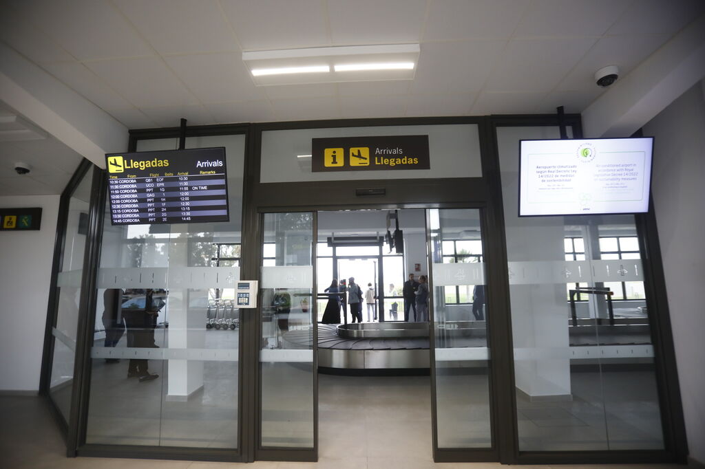 La nueva terminal del aeropuerto de C&oacute;rdoba, en fotograf&iacute;as