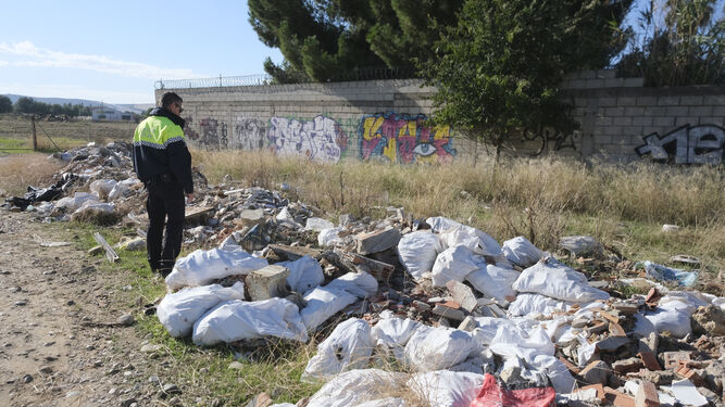 Menos no pueden ver histórico Así trabaja la Unidad de Medio Ambiente de la Policía Local de Córdoba