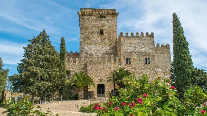 Actualmente el Castillo de Espejo pertenece al Ducado de Osuna y es visitable en algunas de sus partes