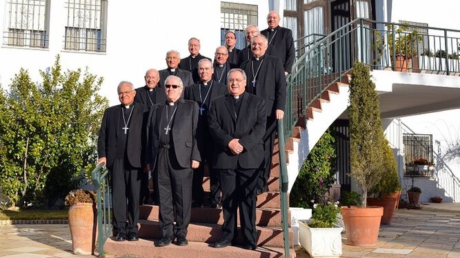 Foto de familia de la CLII Asamblea de los Obispos del Sur de España.