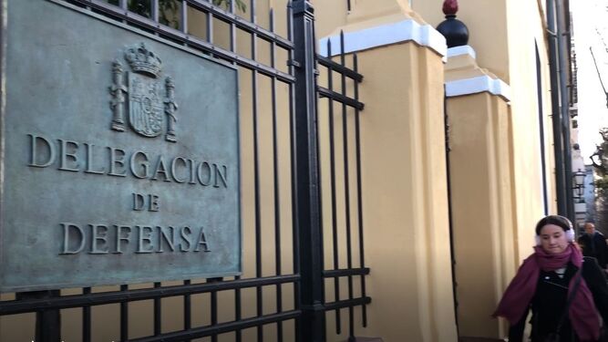 El juicio se está celebrando en la sede de la Delegación de Defensa en Sevilla.