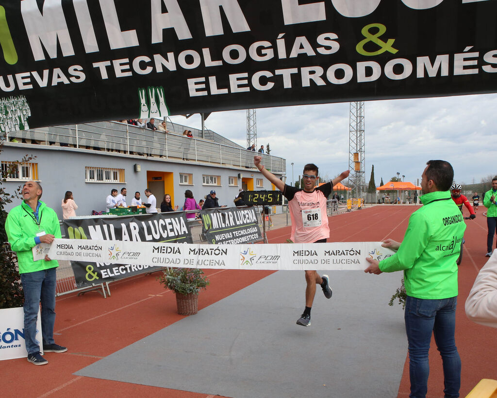 Las mejores fotos de la Media Marat&oacute;n Ciudad de Lucena - Carrera por la Igualdad