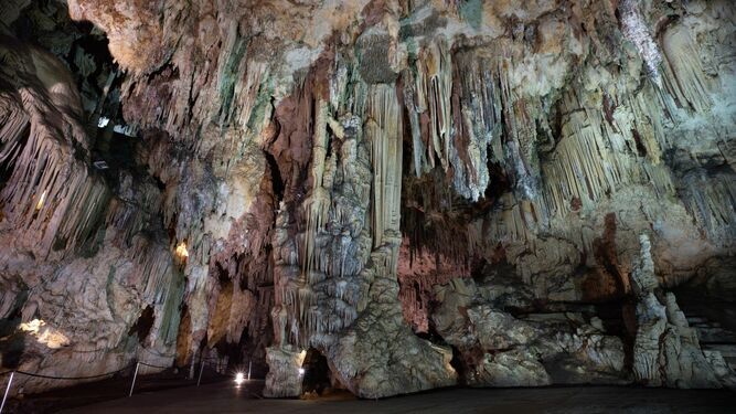 Interior en las Cuevas de Nerja