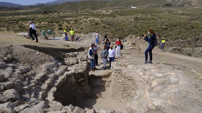 Una de las sepulturas excavadas en la necrópolis de Los Millares, en Almería.