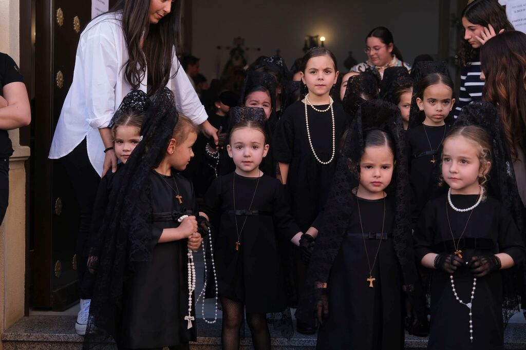 La procesi&oacute;n infantil Soledad Franciscana de C&oacute;rdoba, en im&aacute;genes
