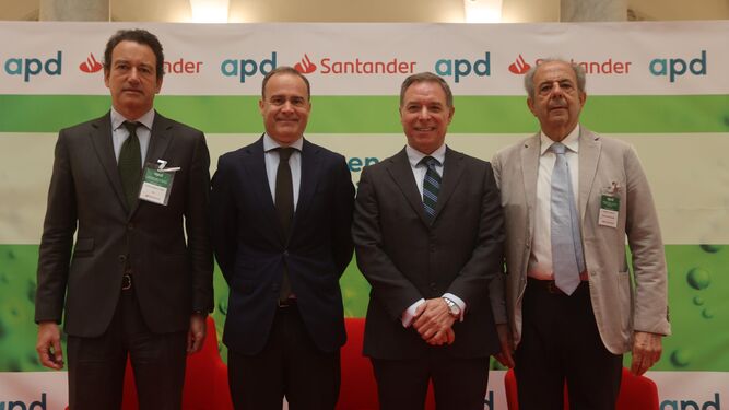 Inauguración en el Palacio de Yanduri de Sevilla, sede regional del Santander, de la jornada sobre el hidrógeno verde