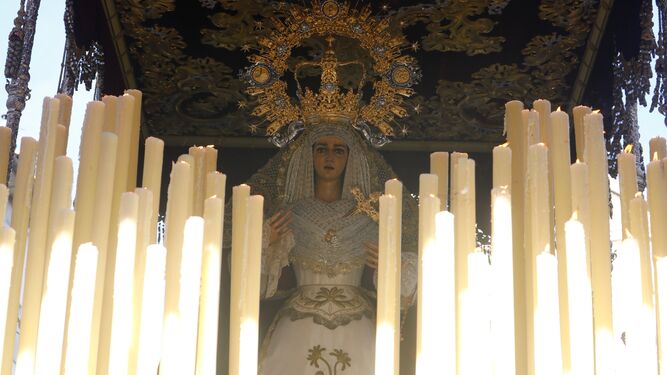 La Virgen de la Candelaria, durante su salida procesional.