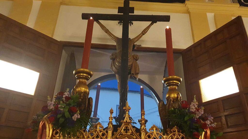 Viernes Santo en Castro del R&iacute;o: A los pies del Santo Sepulcro