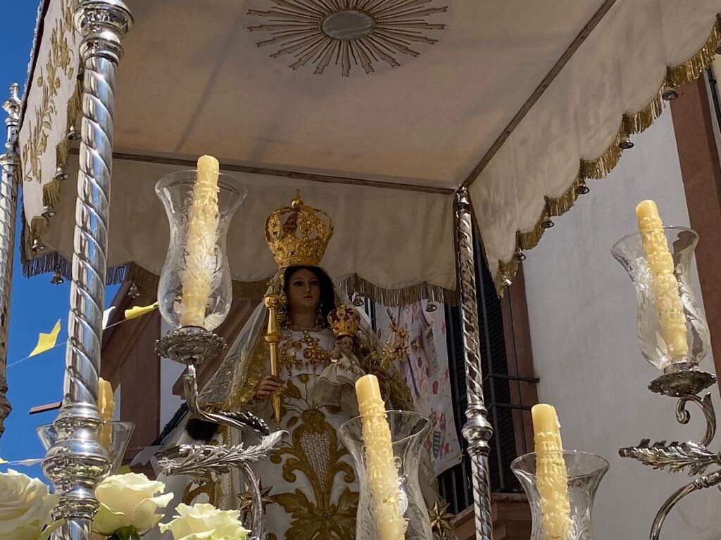 La procesi&oacute;n de la Virgen del Sol en Adamuz, en fotograf&iacute;as