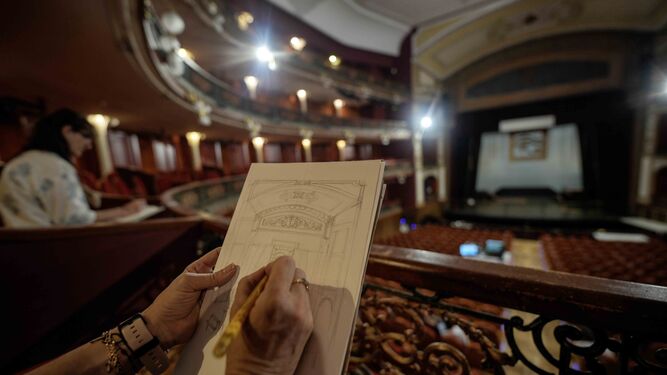 Los 'urbansketchers' de Córdoba dibujan el Gran Teatro con motivo de su 150 aniversario.