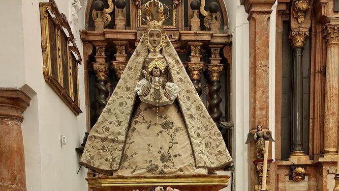 La Virgen de la Sierra, en su santuario de Cabra.