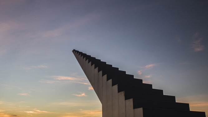 La 'Escalera hacia el cielo' está ubicada en el interior del Cementerio Municipal de San Rafael