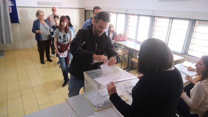 Votantes en Córdoba el domingo 28 de mayo.