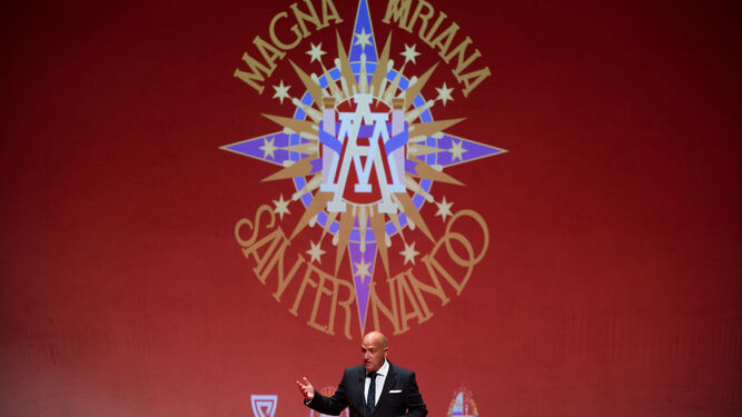 El presidente del Consejo de Hermandades en la presentación de la Magna Mariana.
