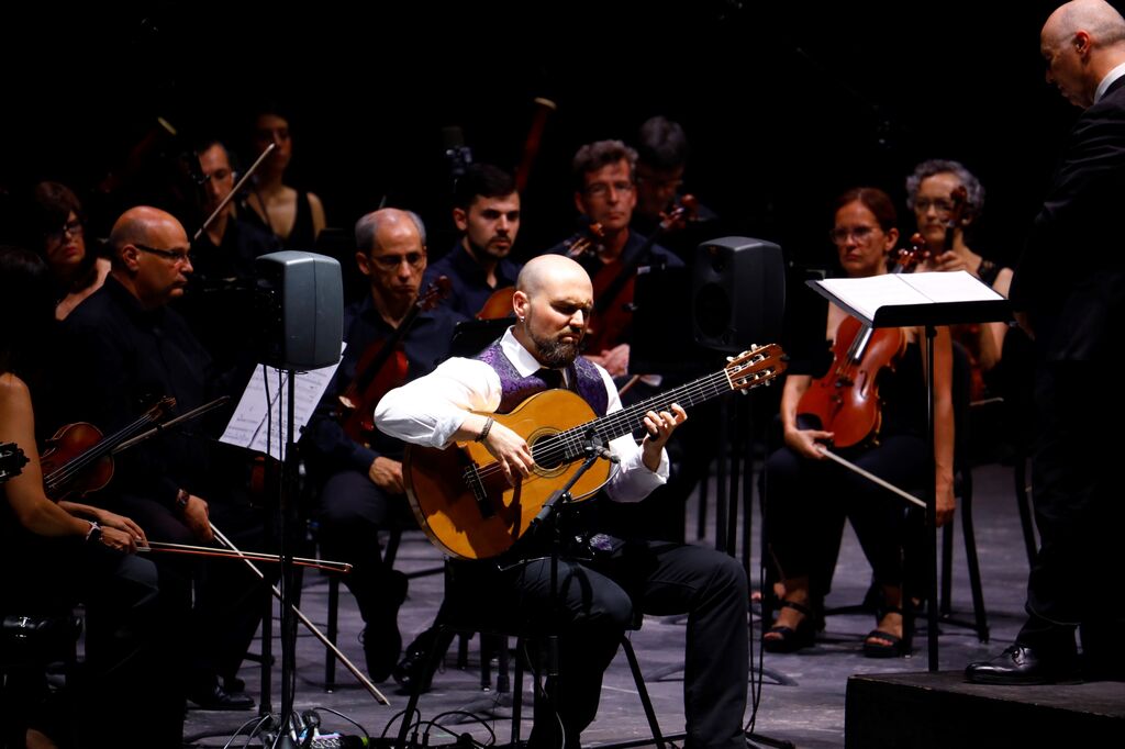 El Festival de la Guitarra de C&oacute;rdoba abre con un homenaje a Manolo Sanl&uacute;car, en im&aacute;genes