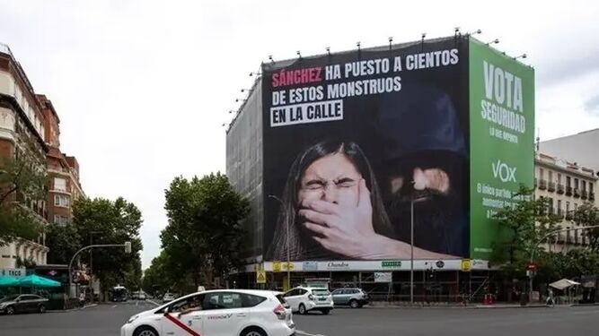 La lona colgada por Vox en Madrid