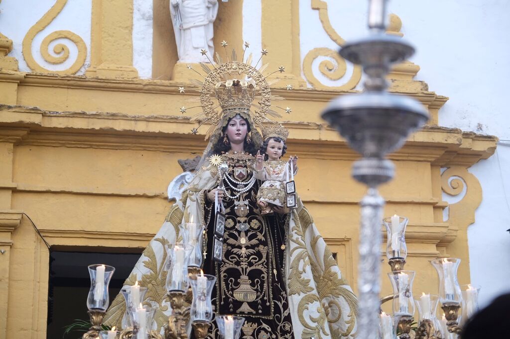 Las mejores fotos de la procesi&oacute;n de la Virgen del Carmen de Puerta Nueva en C&oacute;rdoba