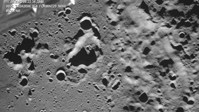 Entrada de la sonda rusa 'Luna-25'  en la órbita lunar.