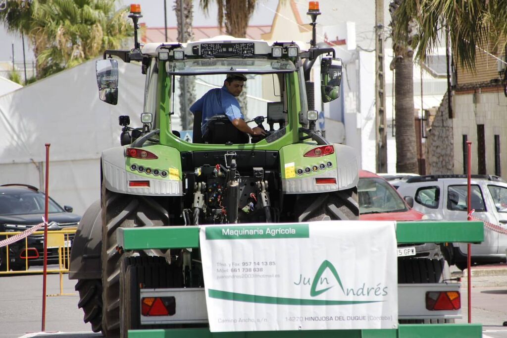 El concurso de manejo de tractor con remolque de Hinojosa del Duque, en im&aacute;genes
