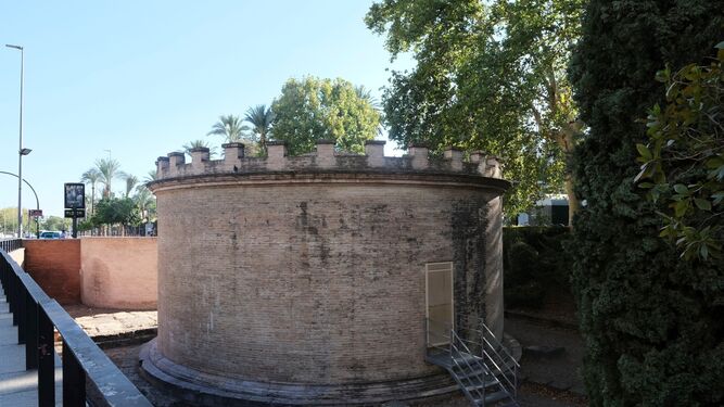 Detalle de uno de los dos mausoleos romanos de Puerta de Gallegos.