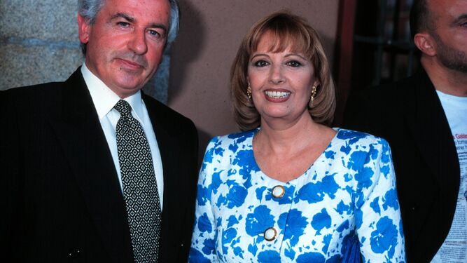 Félix Arechabaleta y María Teresa Campos a finales de los años 90 en un acto privado