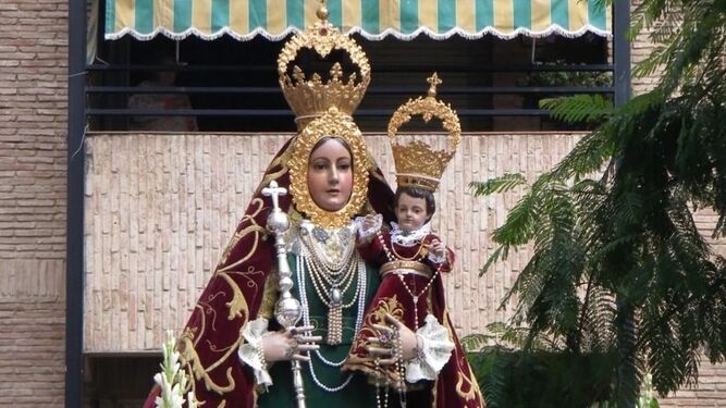 La Virgen de Araceli, durante una salida procesional.