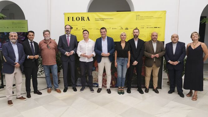 Foto de familia de la presentación de Flora 2023.