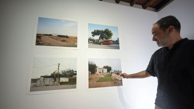 Algunas de las obras que pueden verse en la exposición 'Tadafuq' de la Casa Árabe de Córdoba.