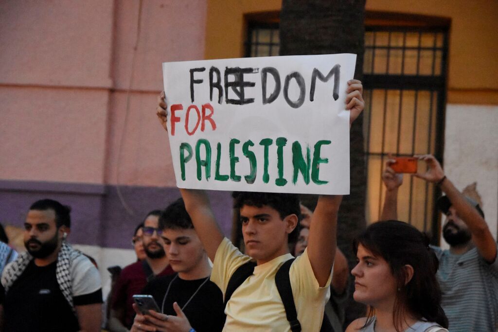 La concentraci&oacute;n de solidaridad con Palestina en C&oacute;rdoba, en im&aacute;genes